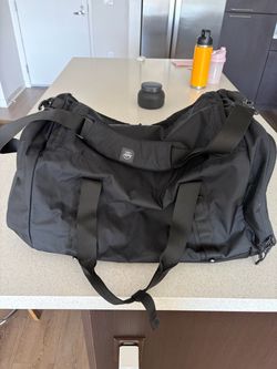 Moving Sale - Herschel Supply Co. Black Duffel Bag – Excellent Condition