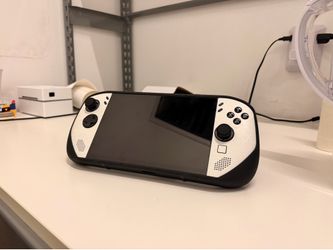 Lenovo Legion Go S Steam OS (With Accessories and Original Charger)