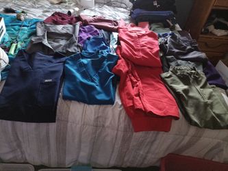 Scrubs figs brand