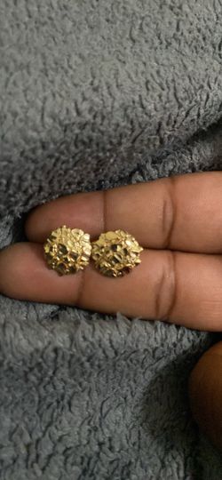 10k gold earrings