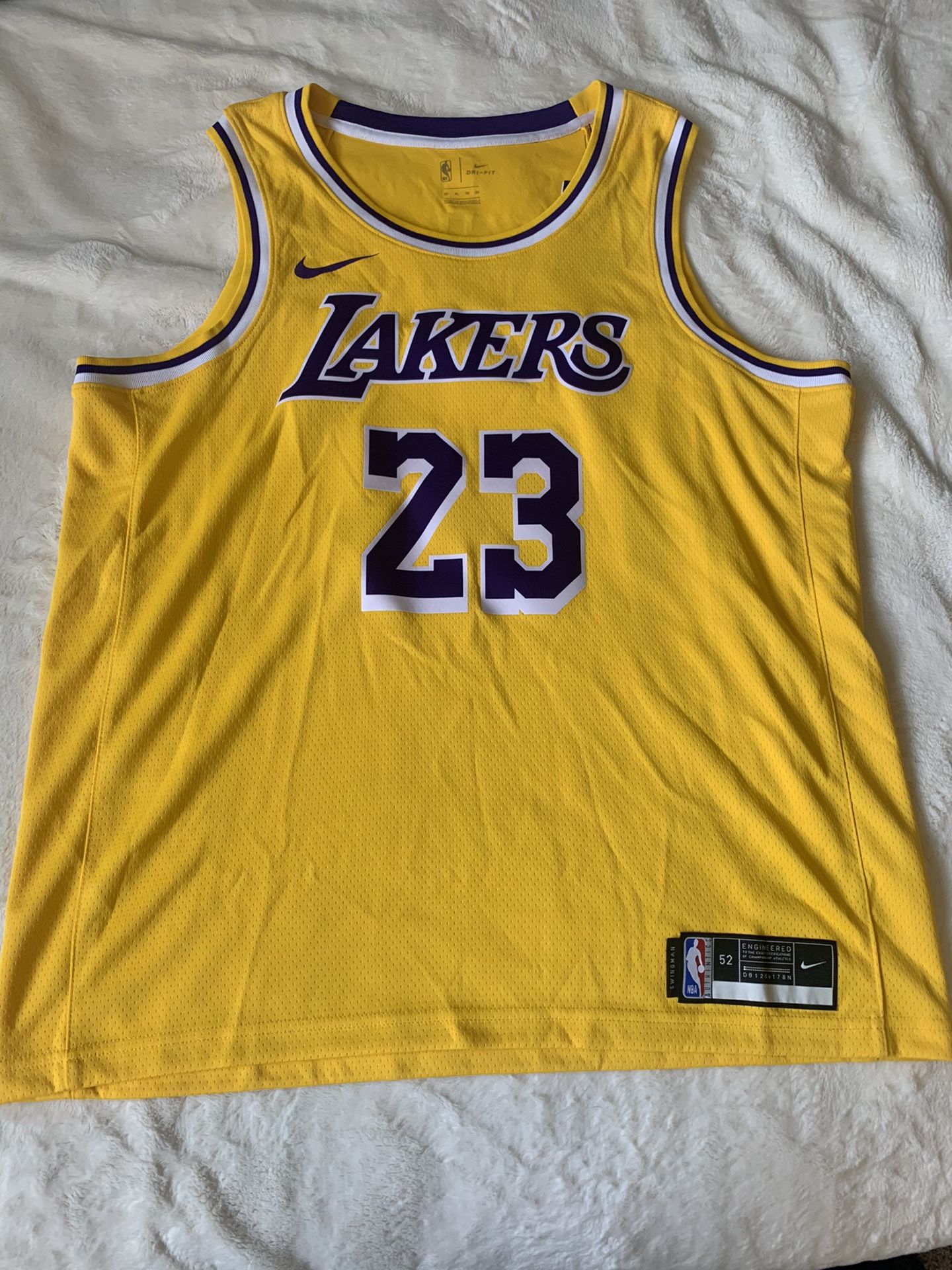 Mens LA Lakers Jersey Lebron James ‘XL’
