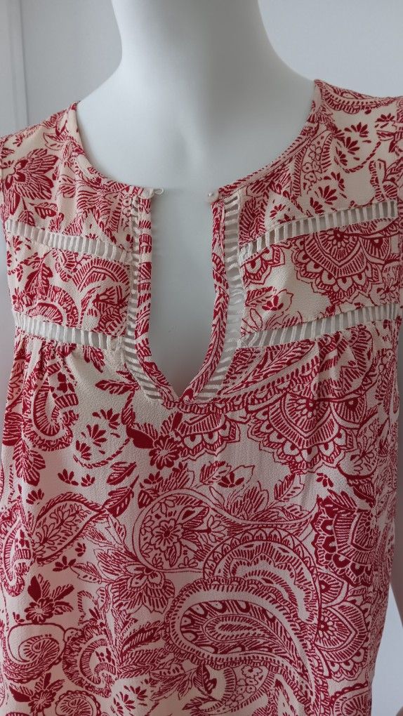 New Women's Flowy Paisley Sleeveless Top Xs