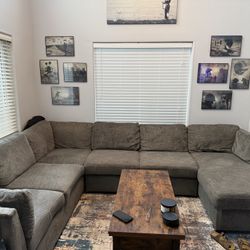 Vivian Full Pullout Tux Chaise Sectional
