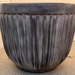 Large Planter Pot