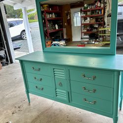 Mid Century dresser By Drexel 