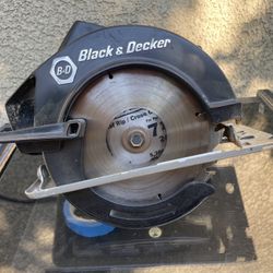 Black Decker Circular Saw