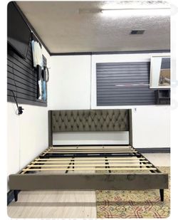 Garvee King Velvet Bed Frame w/Nailheads