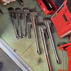 Pipe Wrenches 