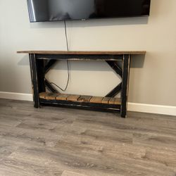 Entry Table/ Accent Table 