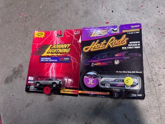 Johnny Lightning Die-Cast Cars Set of 2