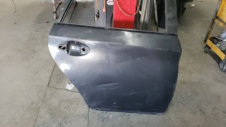 Toyota Prius passenger side door