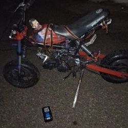  Grom