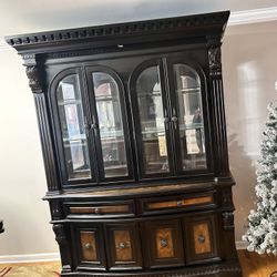 China Cabinet With Dining Chairs