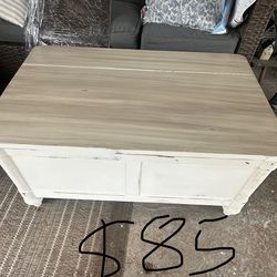 Farmhouse Coffee Table With Storage