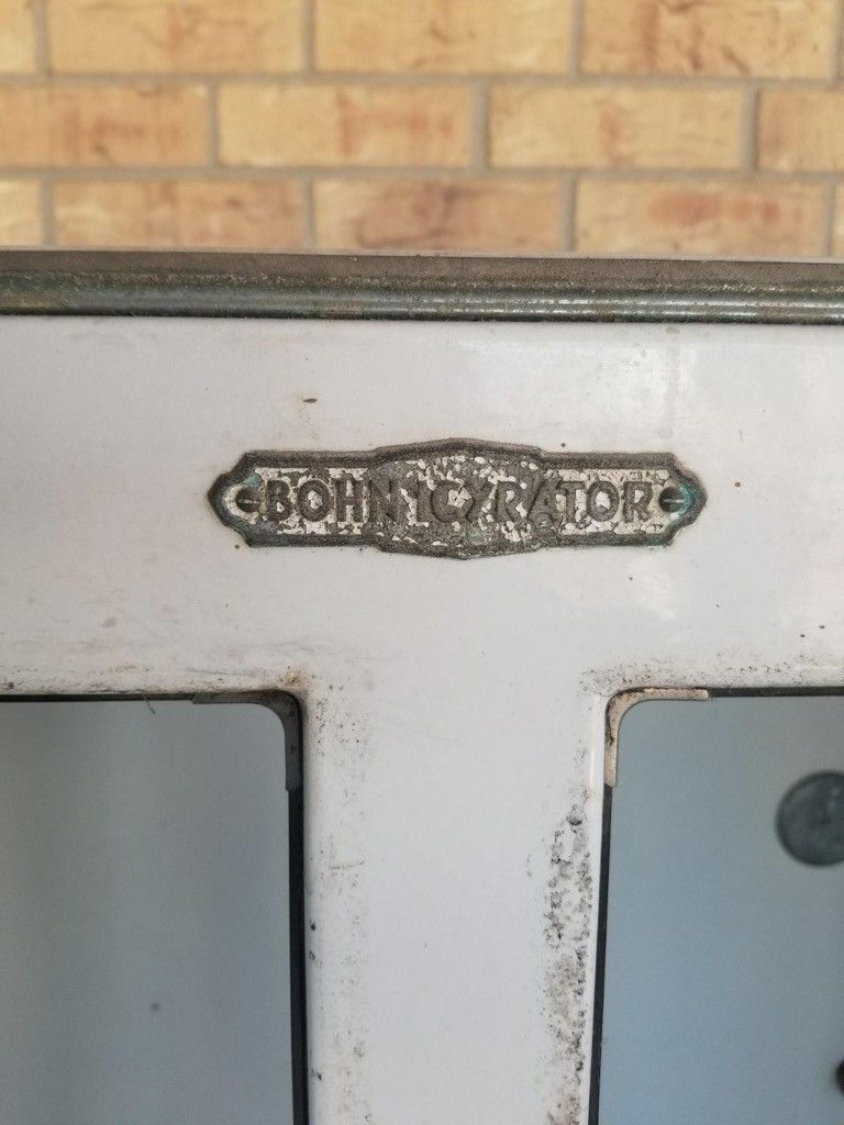 Antique Cooler. 1900's Bohn Icyrator Frig. Refrigerator