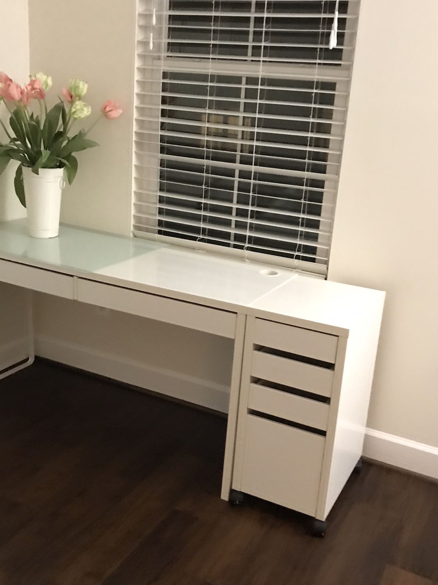 Office Table With Side Drawer