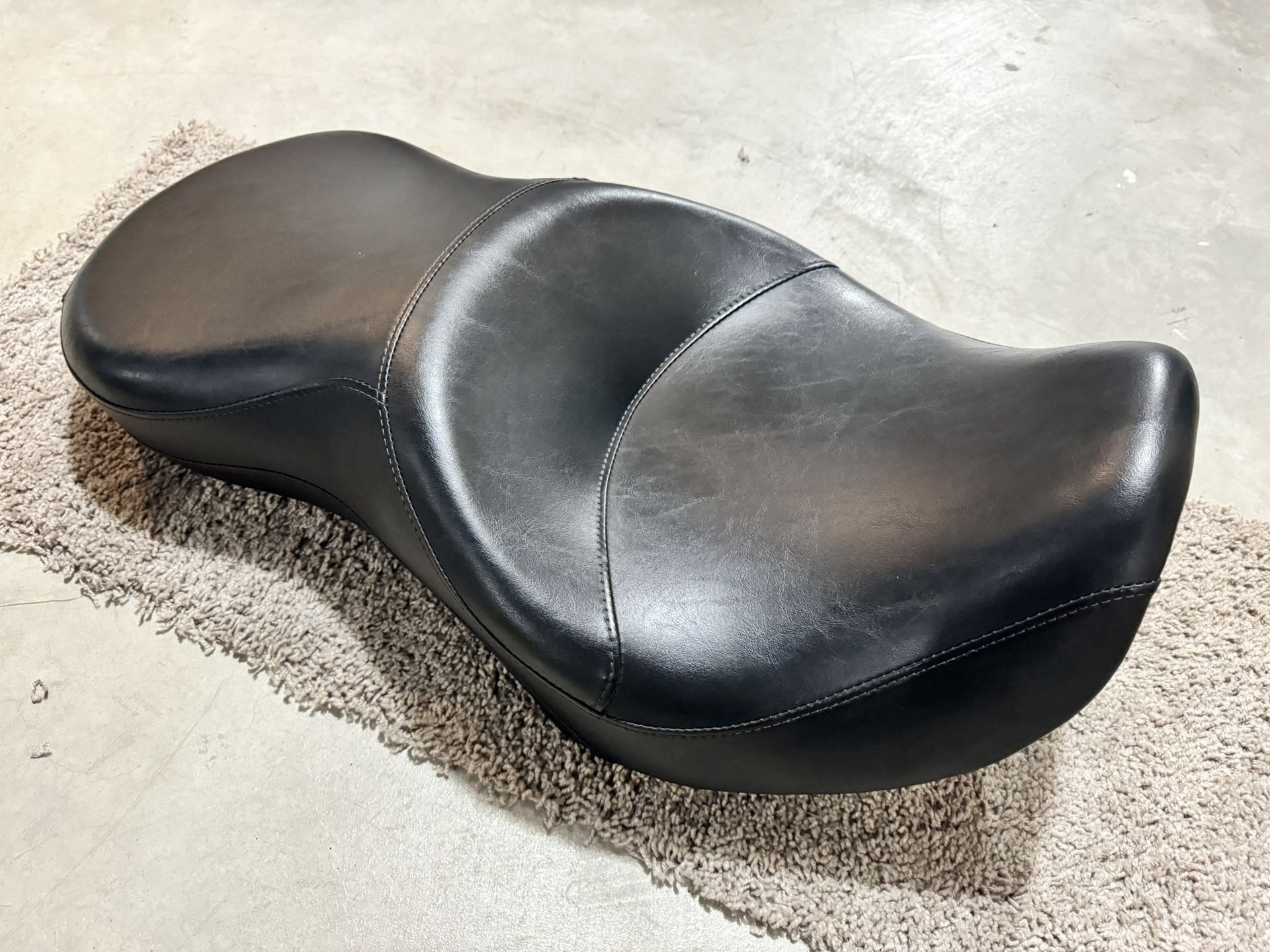 08 Superglide OEM Seat RDW-92/61-0067