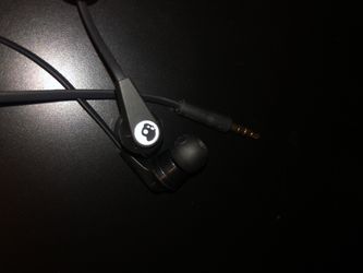 Skullcandy headphones