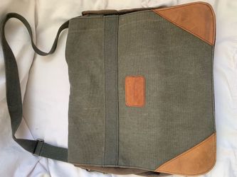 Disney Messenger Bag - PINE GREEN