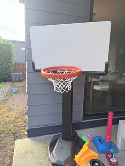Basketball hoop