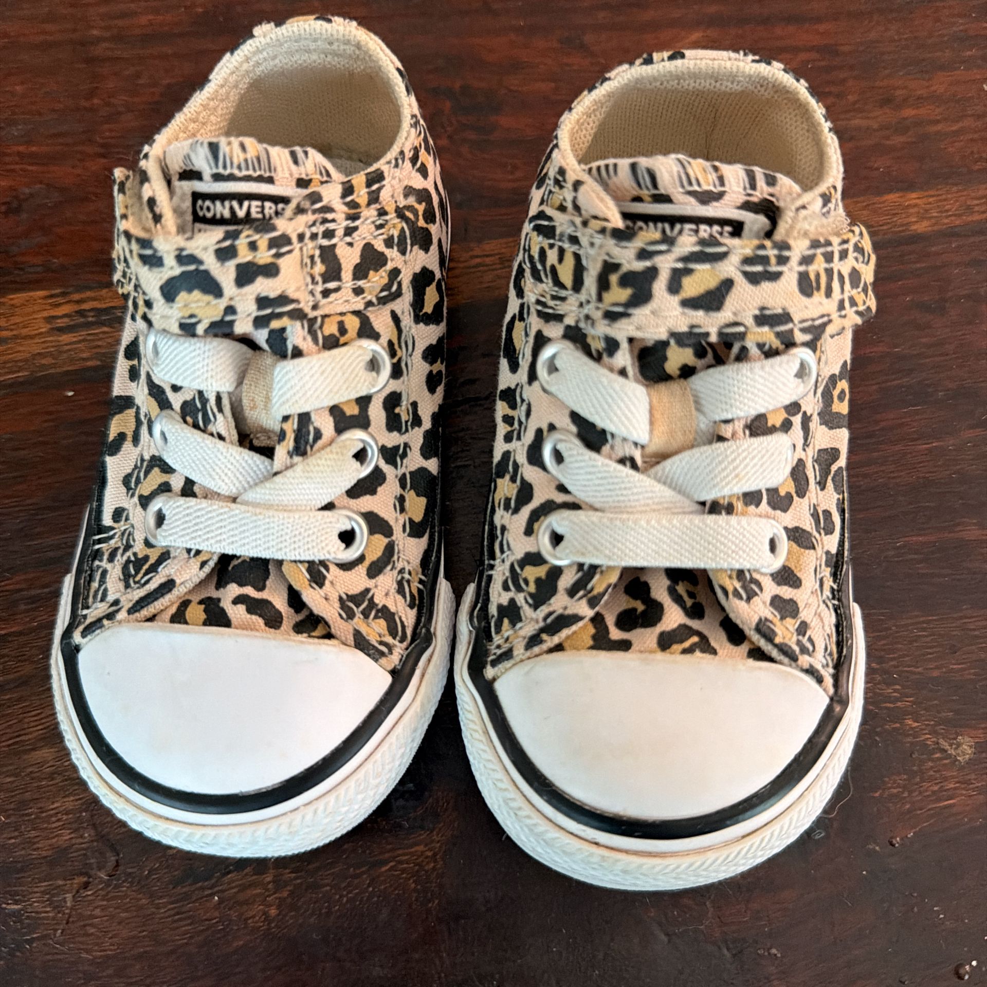 Converse kids shoes 4