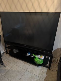 75inch Mitsubishi TV