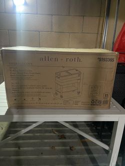Rolling patio cooler $145 new in box. Pick up in Van Nuys