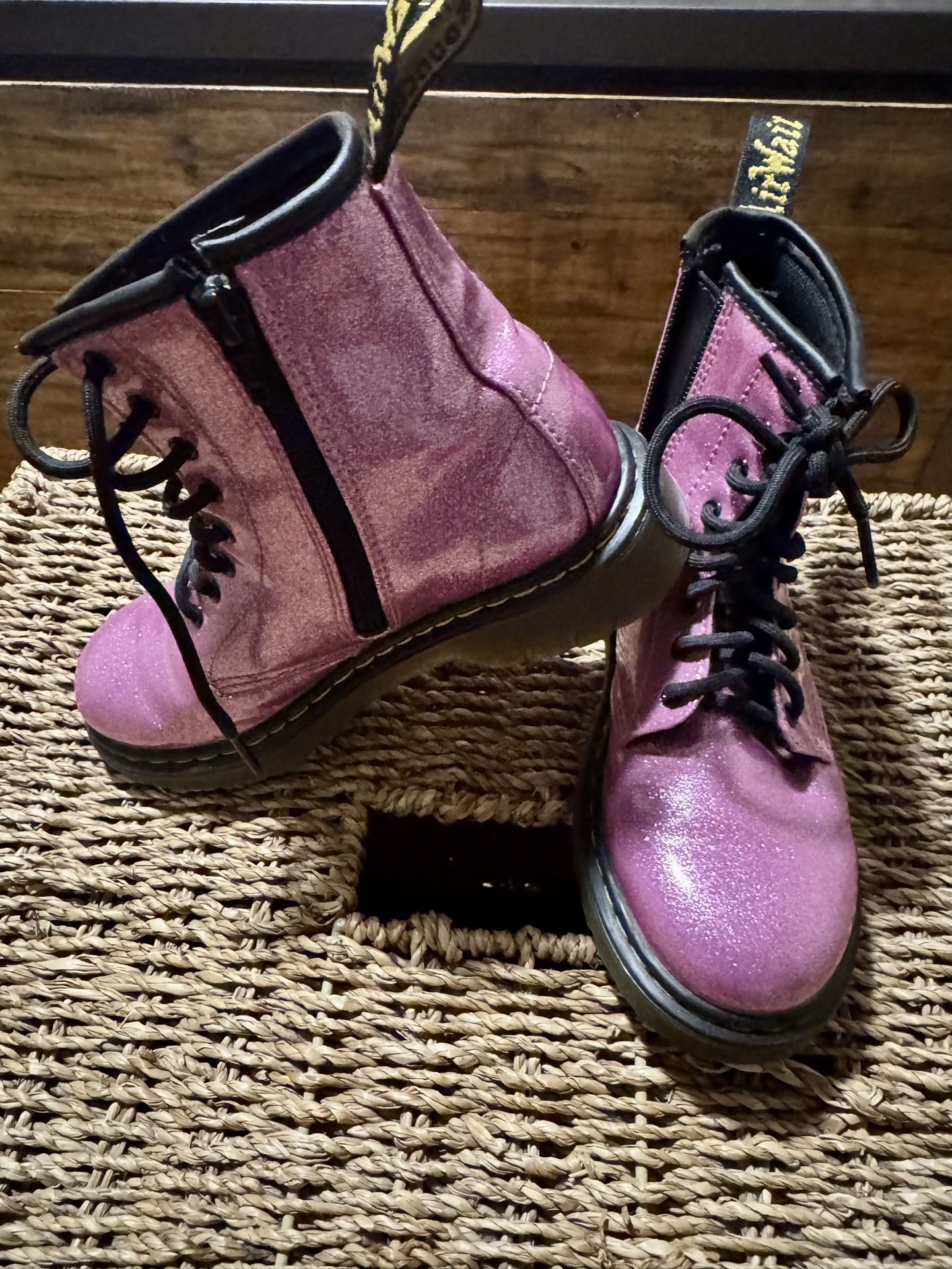 Dr. Martens 1460 8-Eye Glitter Boot