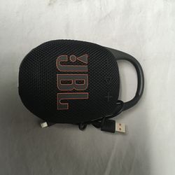 Jbl  clip 5 Bluetooth speaker