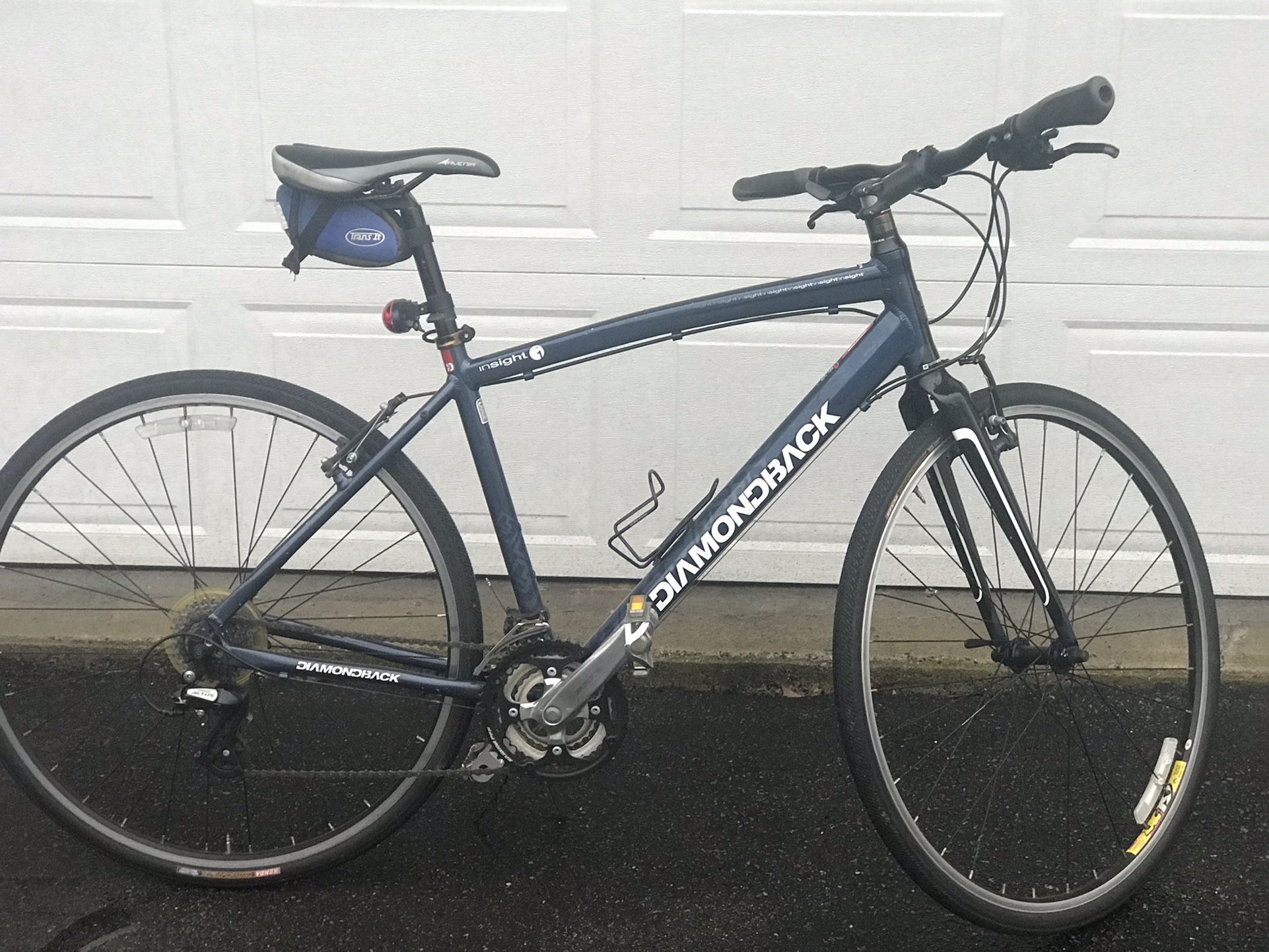 Diamond Back Hybrid Bike