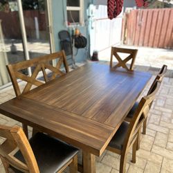 Dining Table For Sale.