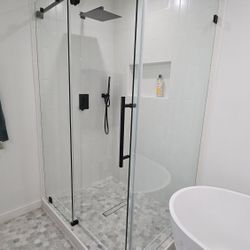 Custom Glass Shower Enclosures