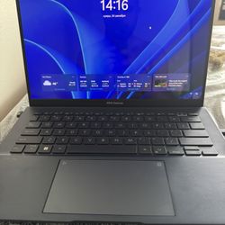 Laptop Asus Zenbook 14” 2.8K OLED 90Hz