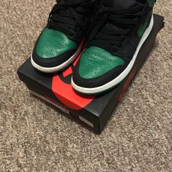 Jordan 1 Pine Green