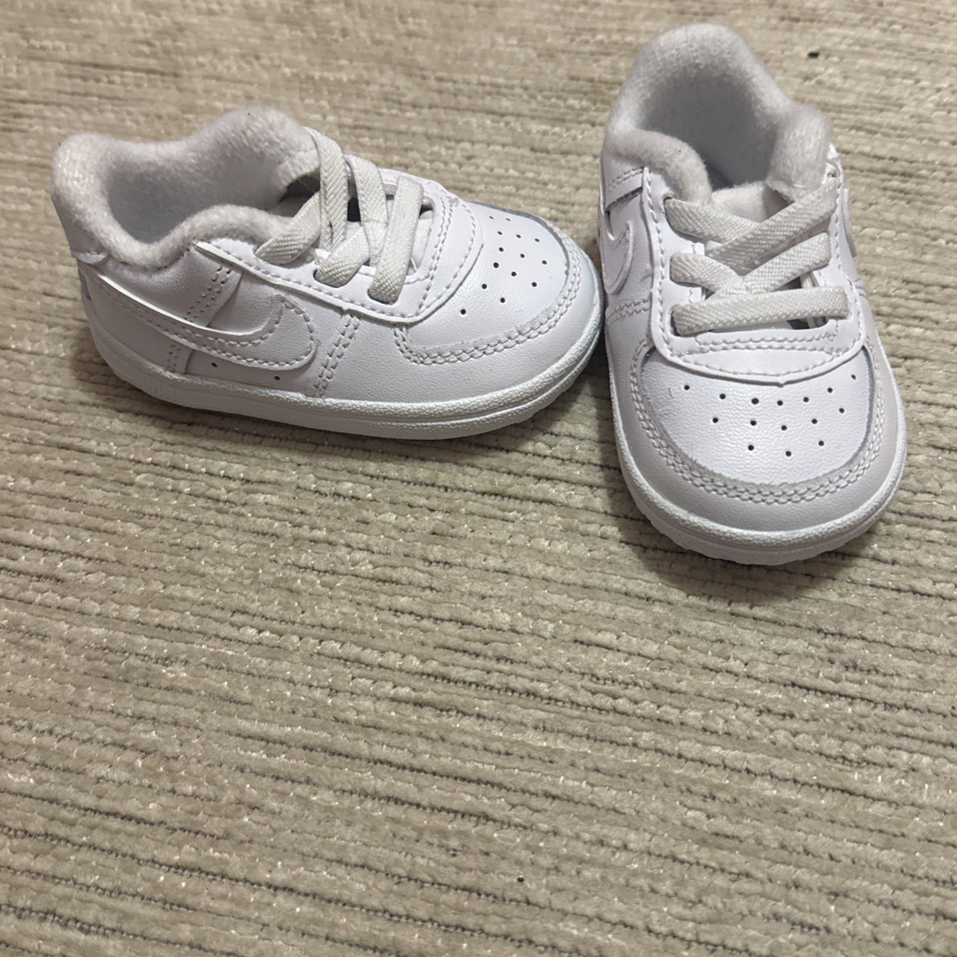 Unisex Nike Soft sole 3c