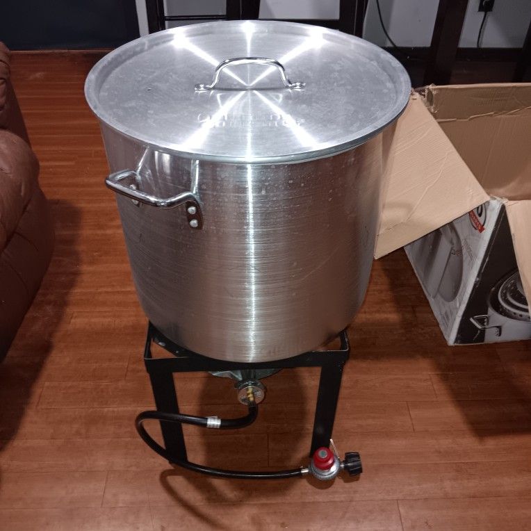OUTDOOR GOURMET 80 QT ALUMINUM POT W/ STRAINER BASKET & BURNER (NEW)