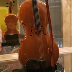 Vintage Mini Violin Musical
