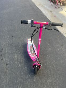 Razor E100 Electric Scooter Pink