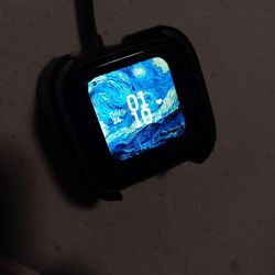 FitBit Versa 4 Smart Watch