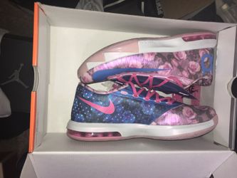 KD Aunt pearl and playoff 8