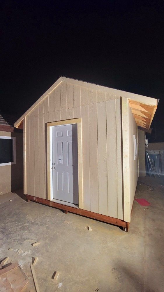 Custom Sheds 