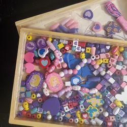 Melissa and Doug Beads