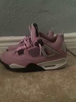 Jordan retro 4 rosada