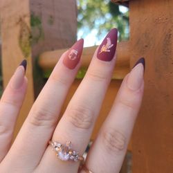 custom press on nails 