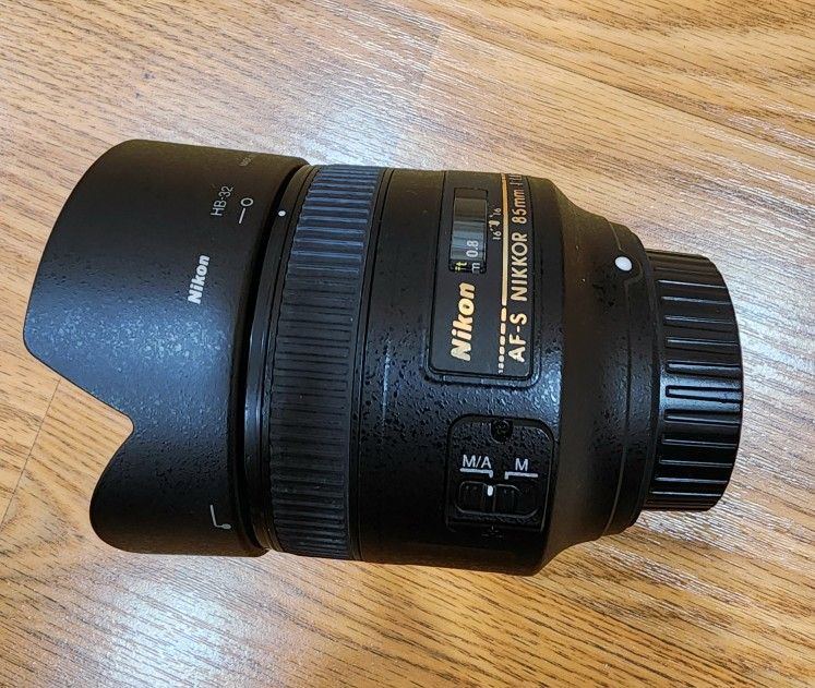 Nikon AF-S 85mm f1.8