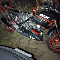 Motorcycles 900and500cc