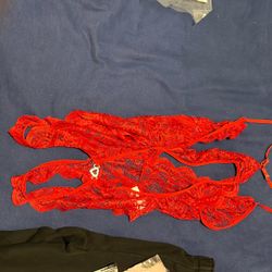 Women’s Clothing 