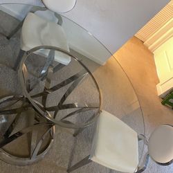 Round Dining Room Table 