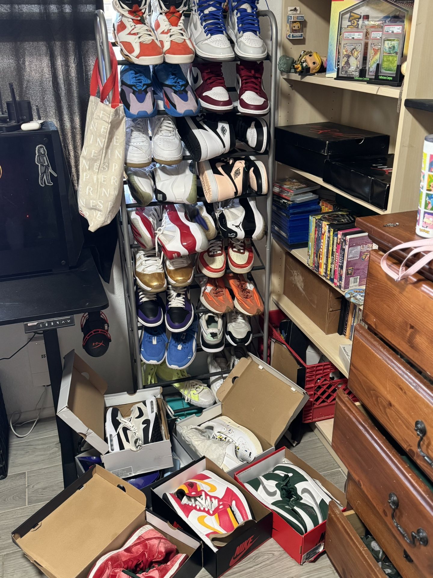 👟 Bulk Sneaker Sale! Sizes 10.5-11 – Prices $25-$300+ 👟