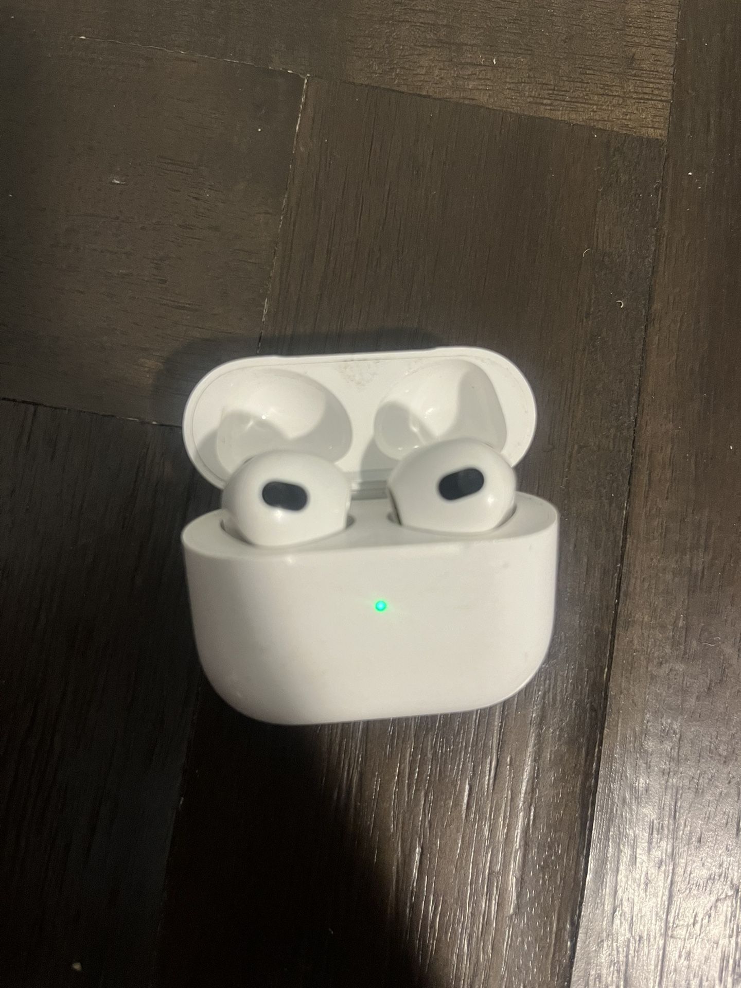 AirPods 3